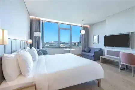 Radisson Istanbul Harbiye - 5