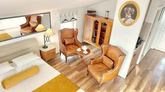 Refresh Boutique Apartments - 81