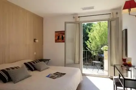 Hôtel l'Amandière - 51