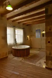 Seki Cavusin Suite - 21