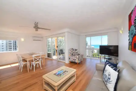 San Mateo on Broadbeach - 45