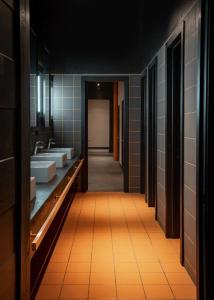 Globe Runner Rooms & Dorms - 146