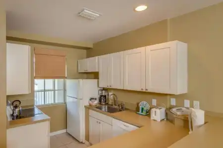 Olde Marco Island Inn and Suites - 15