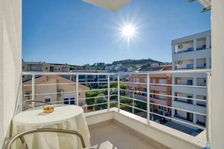 Aqua Lounge Aparthotel - 256