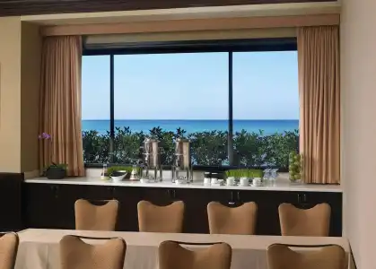 Sheraton Waikiki Beach Resort - 22