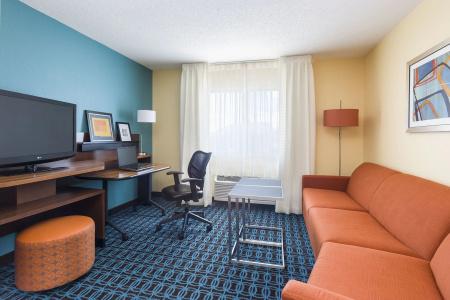 Fairfield Inn & Suites Grand Rapids Airport - 3