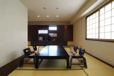 Ryotei Matsuya Honkan Suizenji - 33