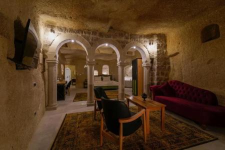 The Niche Cave - 69