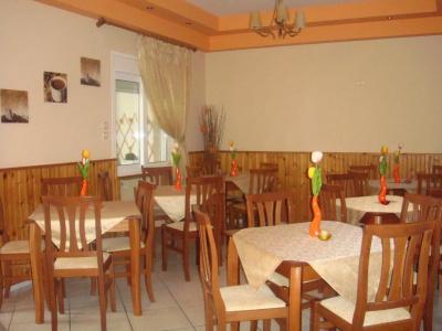 Karagianni - 7
