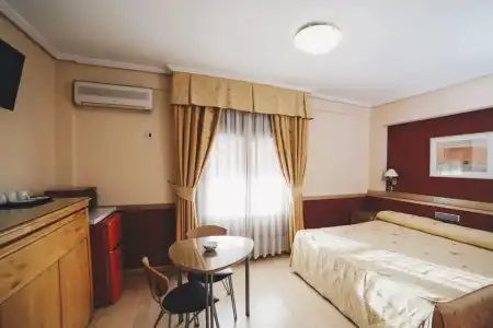 Hostal Los Gavilanes 2 - 124