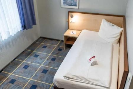 Astoria City Resort - 4