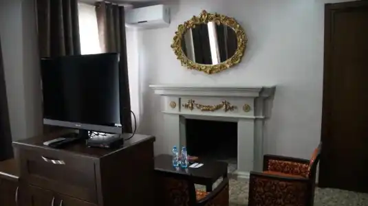 Old Metekhi - 70