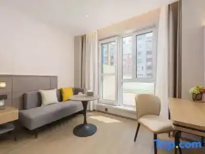 Homeinn Plus (Dalian Huanan Square MixC) - 28