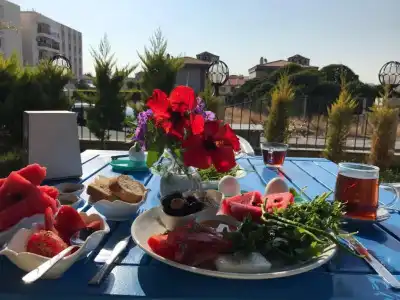 Maviev Otel - 1