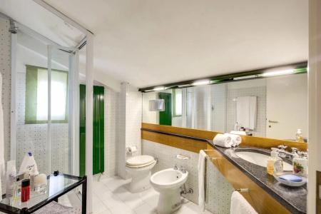 La Gaura Guest House - 84