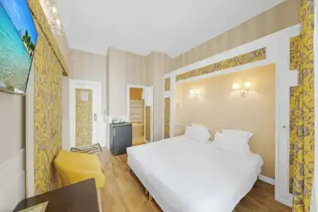 Hôtel de la Bretonnerie - 51