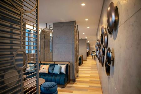 Mercure Dubai Gold District - 17