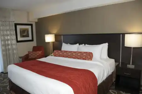 Admiral Inn Burlington - 22