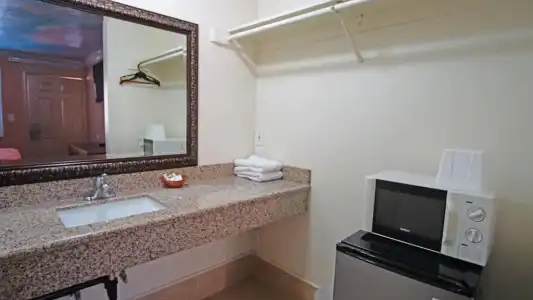 Lincoln Motel - Los Angeles, Hollywood Area - 25