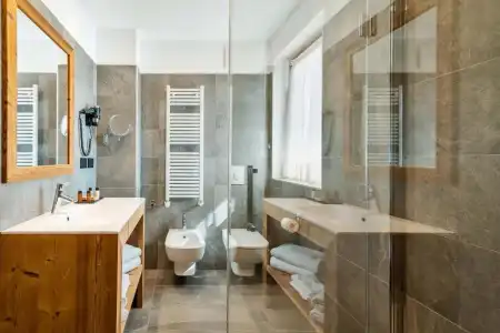 Camina Suite & Spa - 42