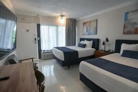 Boca Plaza - 37
