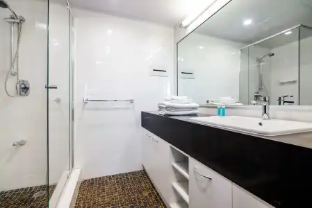 Ridge Apartment - 18