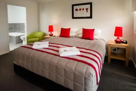Wallsend Executive Apartments - 28