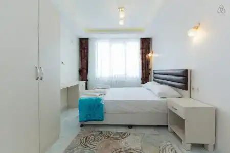 Taximum Suites - 1