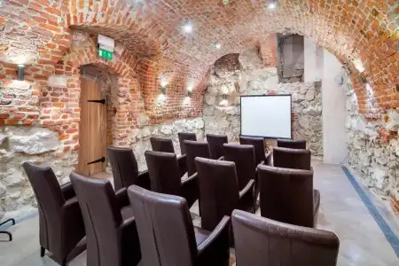 Unicus Krakow Old Town - Destigos - 14