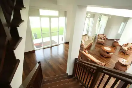 Sunlit Villa - 14
