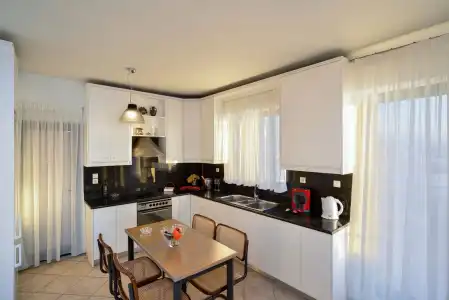 Elia Apartments - 10
