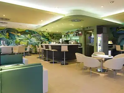 Deluxe with Free Wellness and Fitness Centrum - 18