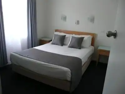 Taft Motor Inn - 2