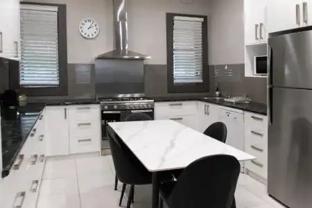 Arkana Motor Inn & Terrace Apartments - 117