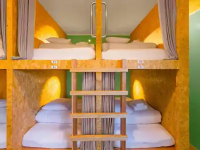 Seawall Hostel - 27