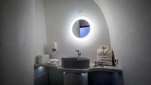 Elite Luxury Suites - 122