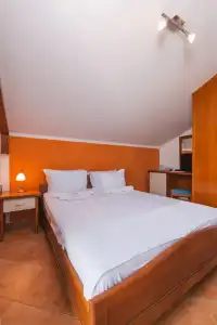 Villa Royal Apartments - 37