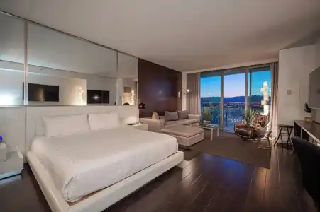 Beautiful Palms Place Suite - 532
