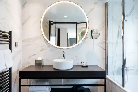 Laz' Spa Urbain Paris - 8