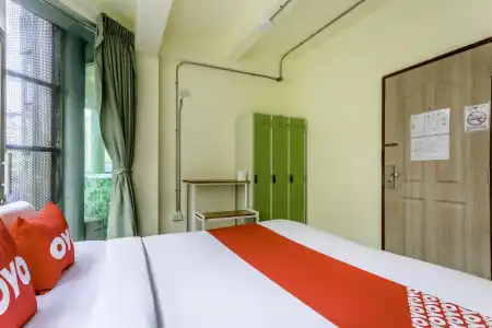 OYO 928 Leaf Hostel - 6