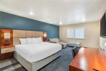 Best Western Plus Clocktower Inn - 108