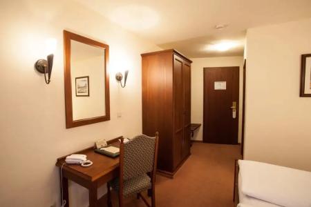 & Restaurant Klosterhof - 31