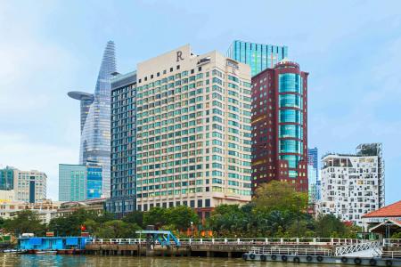 Renaissance Riverside Saigon - 46