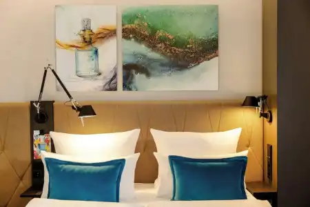 Motel One Köln-Altstadt - 2