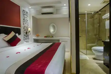 Lavender Central & Spa - 34