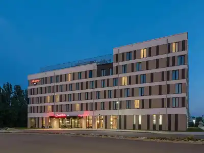 Hampton by Hilton Freiburg - 25