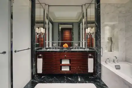 Four Seasons Bahrain Bay - 19