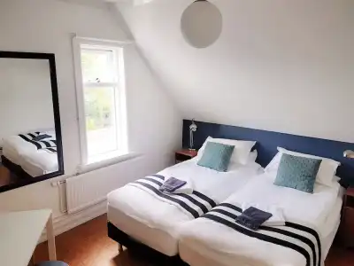 Refurinn Reykjavik Guesthouse - 24