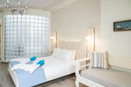 Rhoe Seaside Apartments - 98