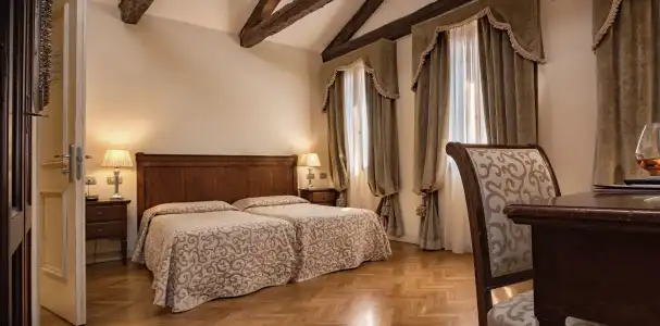 Dell'Opera - 4